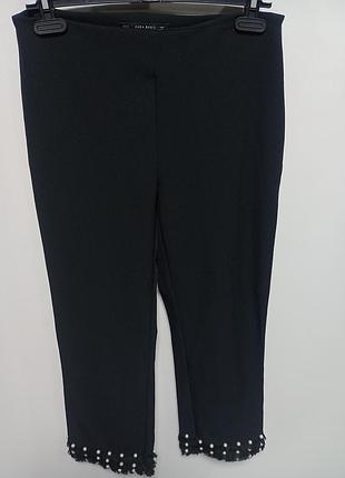 Бриджі.
чорний колір