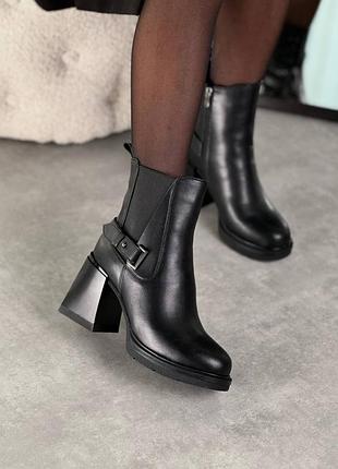 Ботильйони натуральна шкіра