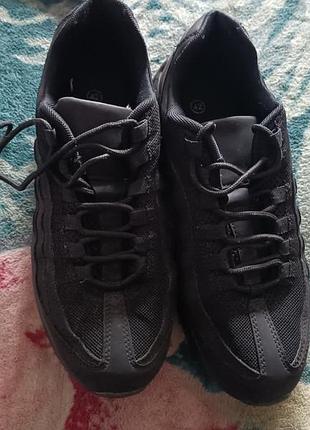 Кроссовки, новые