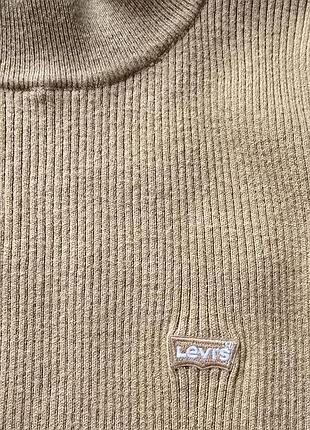 Свитер гольф levi's бежевый, размер с 4