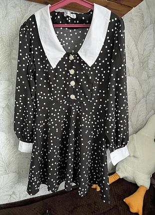 Плаття в горошок