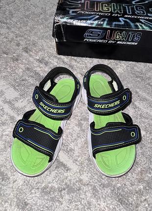 Босоніжки на липучках