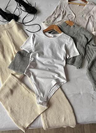 Базова біла футболка боді