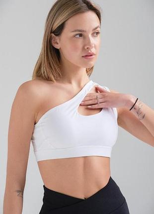Женский спортивный топ с эффектом push up на одно плечо yoga white