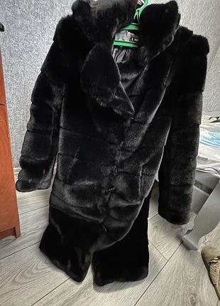 Шуба жіноча