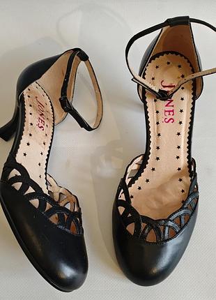 Туфли кожаные 37 размер