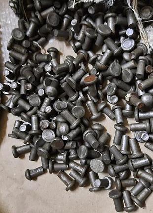 Заклепка стальная 4мм и 5мм