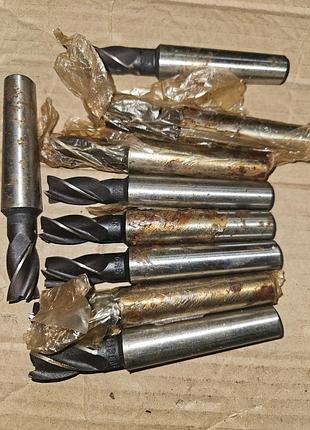 Фреза кінцева 14 мм z-4 р6м5 км2 з к/х.ссср