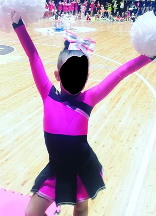 Костюм для змагань з танців та гімнастики або чарлідінгу