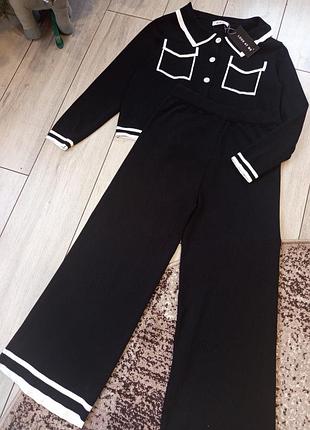 Костюм стильный нарядный