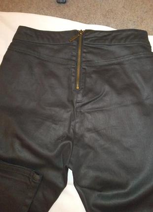 Джинси чорні стрейчеві з пропиткою free/ quent  розмір s за 300 грн