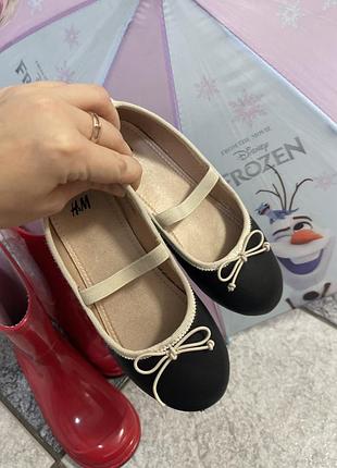 Туфлі туфельки для дівчинки нарядні балетки