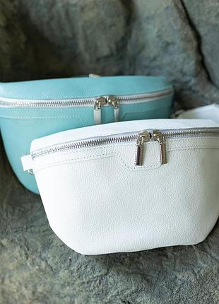 Поясная бананка кожаная женская, качественная классическая на каждый день, бежевая