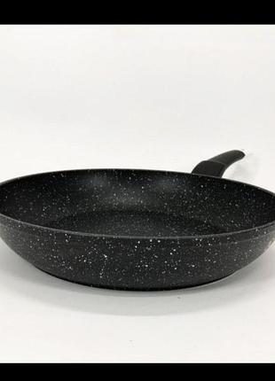 Сковорода сковородка 28см с антипригарным покрытием