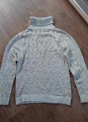 Свитер женский