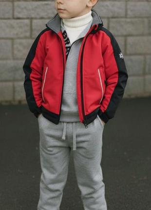 Фірмова куртка на хлопчика 110/116
