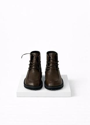 Черевики на байці