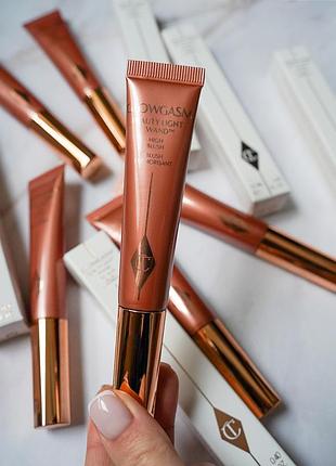 Кремовий хайлайтер рум'яна pinkgasm