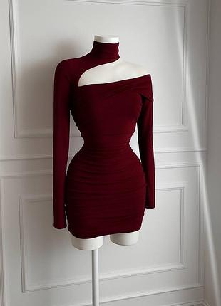 Сукня коротка