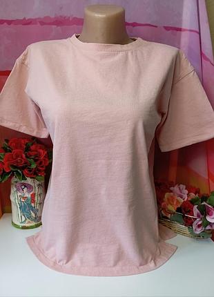 Футболка жіноча, щільна.