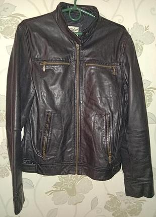 Zara черная кожаная куртка демисезонная воротник стойка натуральная кожа zara trafaluc