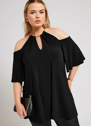 Туника,фасон трапеция,р58-60🖤🖤🖤