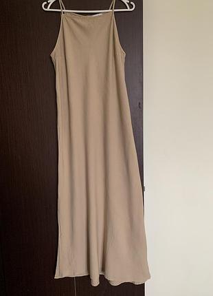 Модное платье-комбинация из натуральных отверстий и льна (размер 16/44-18/48)