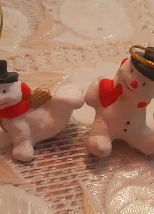 Снеговички на елку