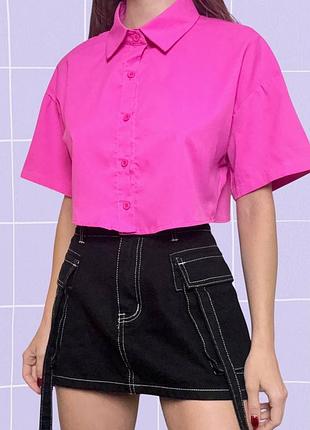 Короткая розовая оверсайз рубашка с коротким рукавом