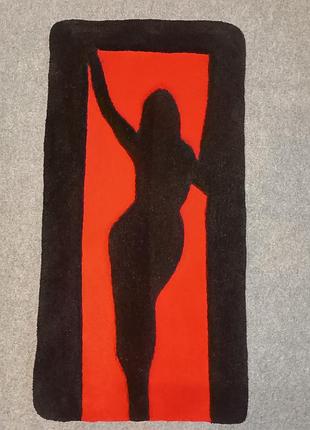 Килим силует жінки ручна робота гіпоалергенний розмір 83*42