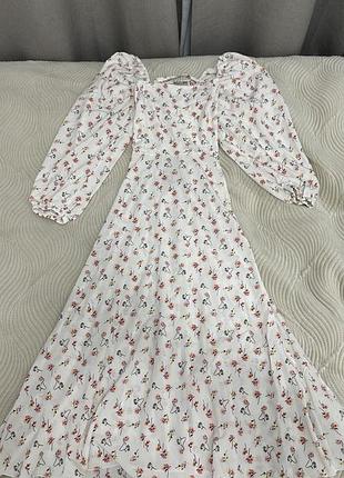 Сукня літня жіноча