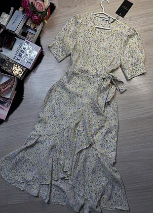 Сукня на запах