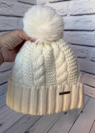 Жіноча тепла шапка