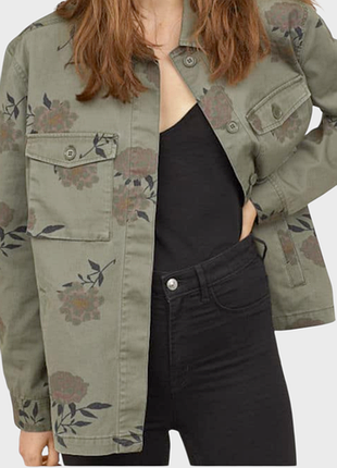 Крутой коттоновый женский пиджак h&amp;m в стиле милитари.