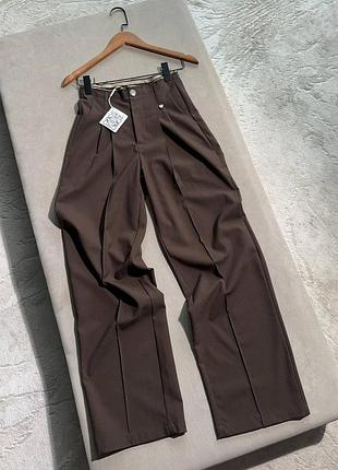 Жіночі брюки