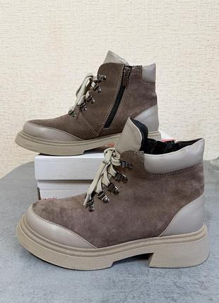 Зимові жіночі чоботи черевики челсі 40 р (25 см)