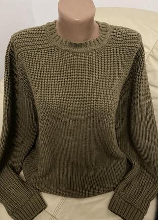 Продам класичний чоловічий светр з круглим вирізом ( crew neck )