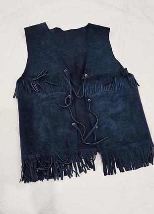 Замшева жилетка
