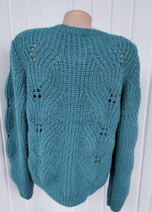 Стильный пушистый свитер 4