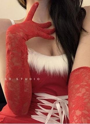 Елегантні червоні мереживні рукавички ❤️