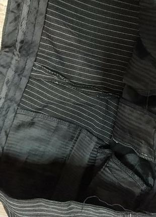 Черные с белой полоской брюки со стрелками класика, очень нарядные и красивые5 фото