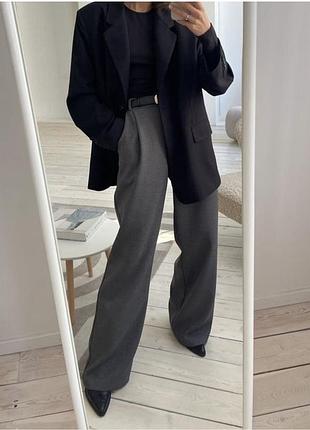 Дуже красиві розкішні актуальні сірі брюки палаццо від bershka
