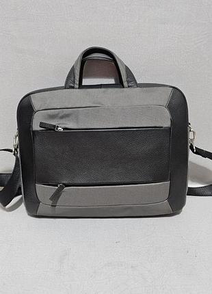 Деловая кожаная сумка под документы и ноут