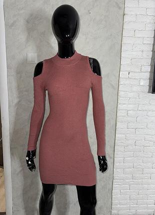 Вʼязана сукня