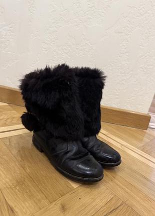 Жіночі чоботи із хутром