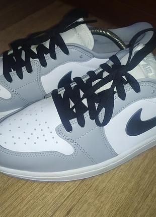 Кросівки air jordan 1 low og barons white/grey 45