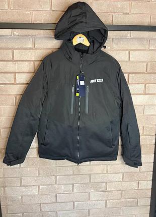 Зимова куртка nike