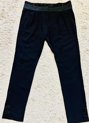 Стильные статусные зауженные брюки итальянский бренд pinko оригинал вискоза , высокая посадка размер m,l