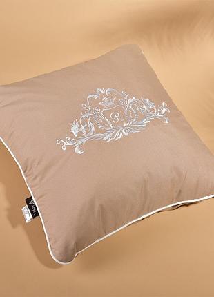 Подушка декоративная 45х45 см royal ideia с вышивкой беж антиаллергенная с кантом