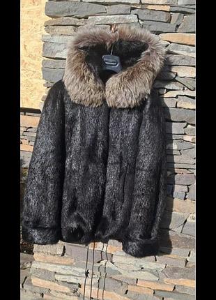 Натуральный полушубок, шуба с капюшоном автоледи